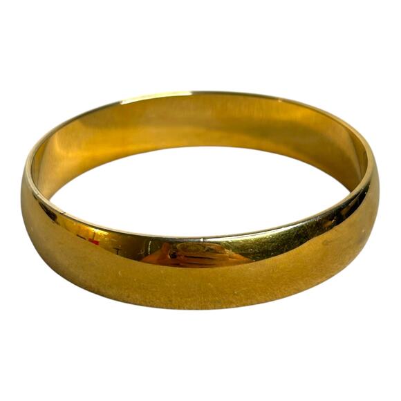 Vintage Monet Polished Yellow Gold Plated Bangle Bracelet - Picture 3 of 5